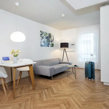 Smartments Parkstadt Schwabing 4* Μόναχο