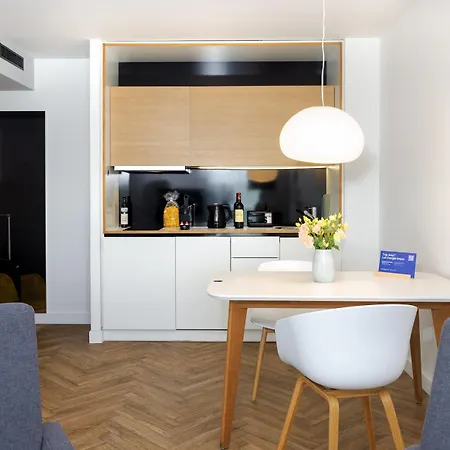 Smartments Parkstadt Schwabing 4* Μόναχο