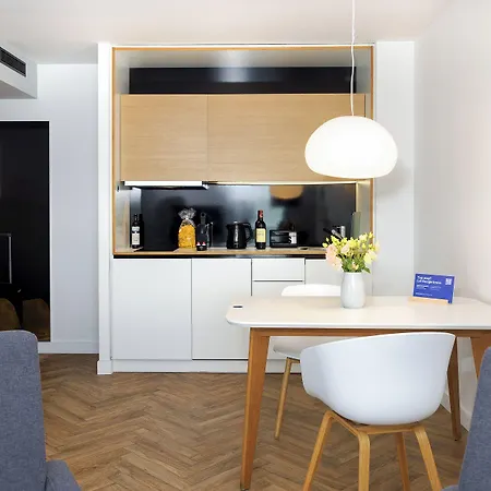 Smartments Parkstadt Schwabing 4*