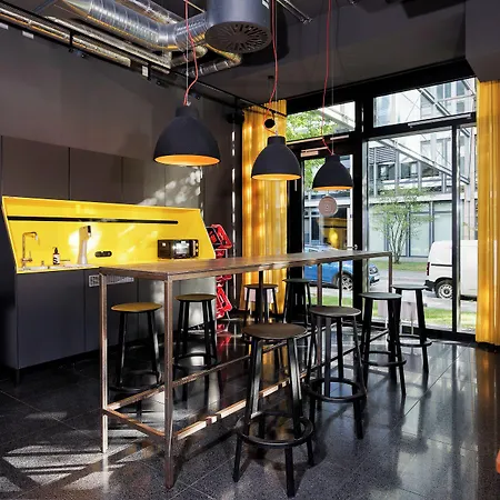 Smartments Parkstadt Schwabing 4*